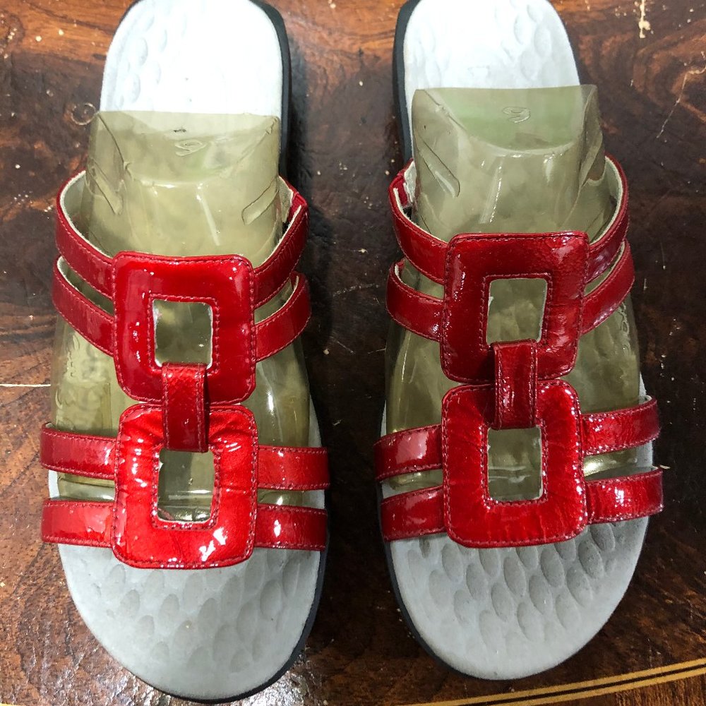 Privo Red Strap Sandal